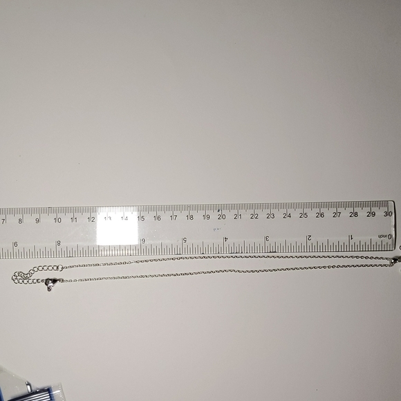 Sterling Silver Skull and Black Fresh Water Pearl Necklace - Picture 4 of 5